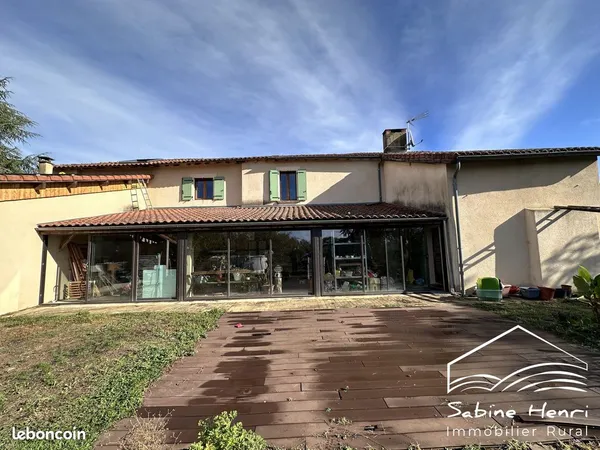 Propriété 6 pièces 175 m² 