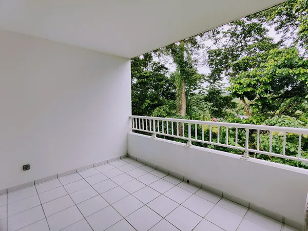 Appartement 3 pièces 61.1 m2 avec terrasse de 9m2 et parking privatif 