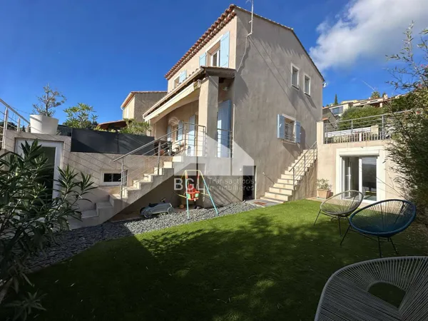 Maison 5 pièces 102 m² 