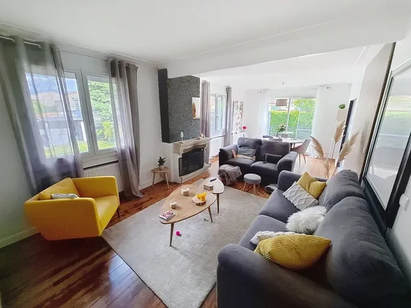Maison 7 pièces - 174 m² 
