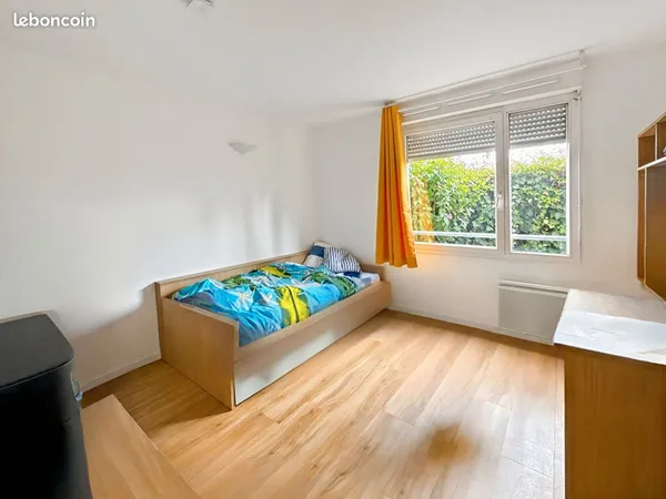Studio 1 pièce 18 m² 