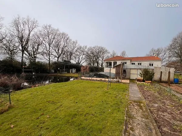 Maison 6 pièces 153 m² 