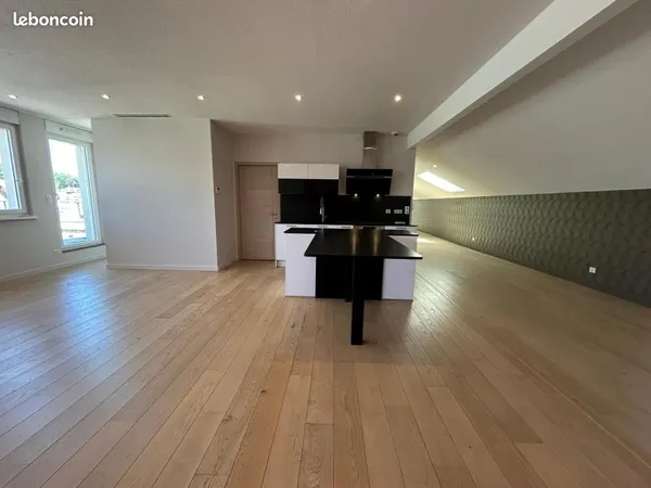 Appartement 5 pièces 179 m² 