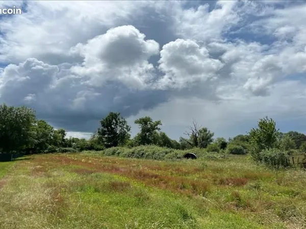 Terrain 2 800 m² Sablons 