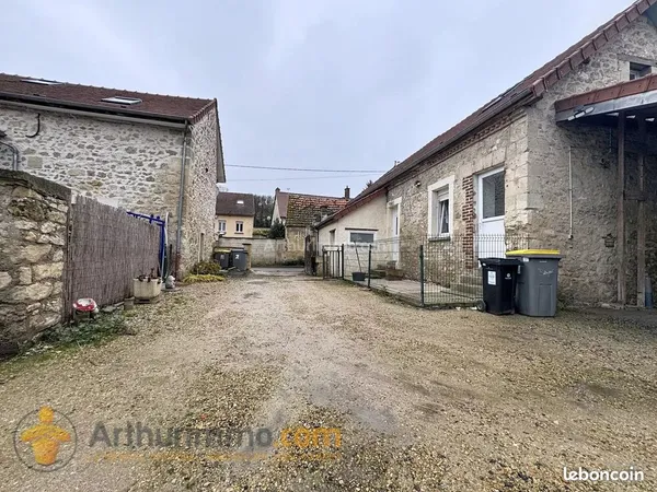Immeuble 11 pièces 240 m² 