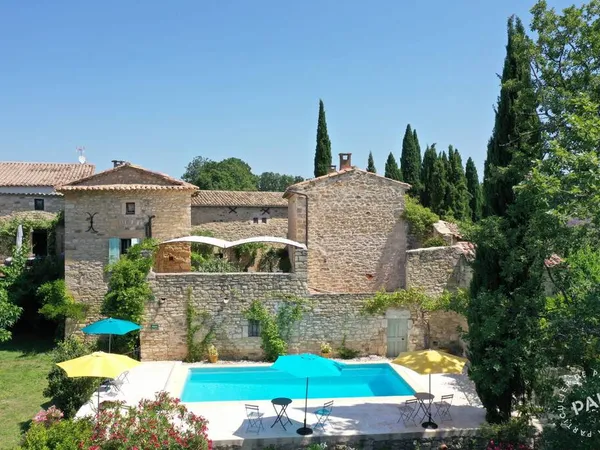 Maison 6 pièces 548 m² 