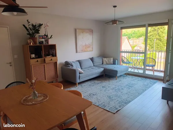 Appartement lumineux gravigny 