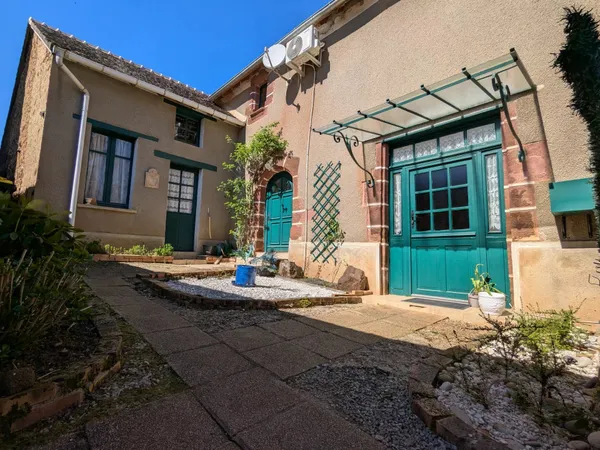 Maison de caractère au coeur de l'Indre 