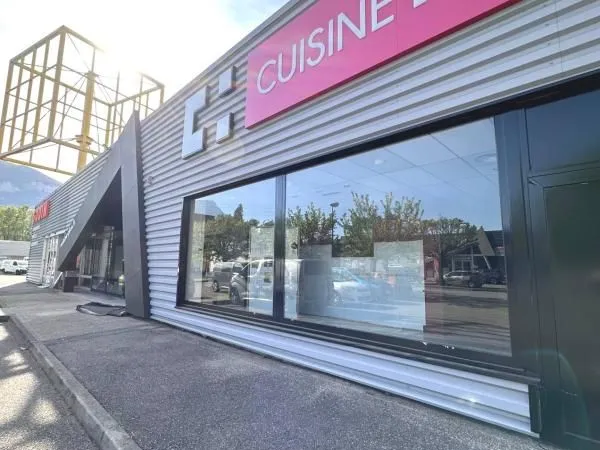 Local commercial 720 m² 