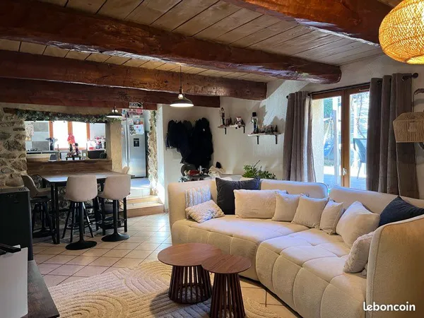 Maison T4 à chateauneuf de Chabre 