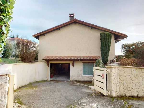 Maison de plain-pied 4 pièces 89 m² 