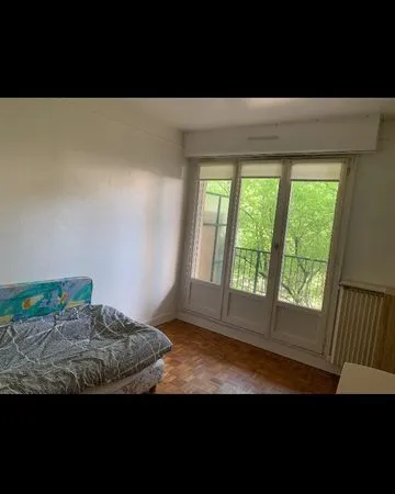 Studio 1 pièce 18 m² 