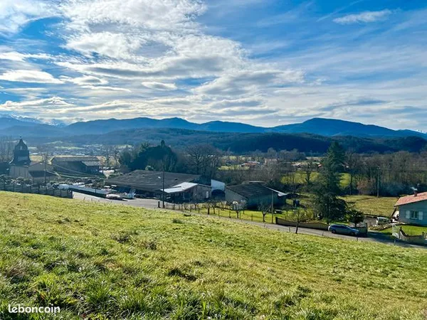 Terrain 1618 m² 
