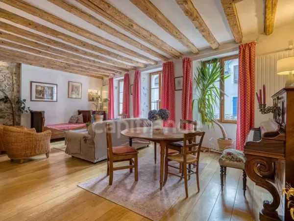 Vends maison pleine de charme au centre de GEX (01) 