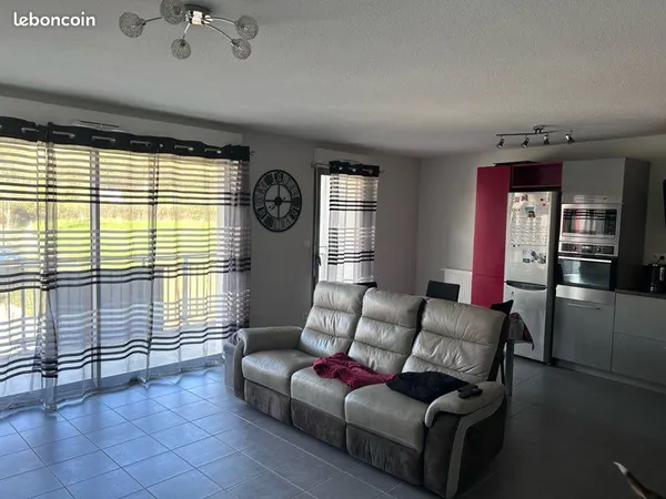 Appartement 68m2 Onet le Château 