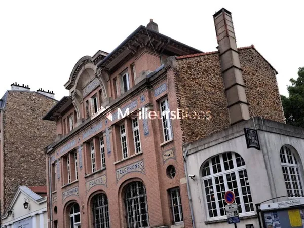 Bureaux 944 m² 
