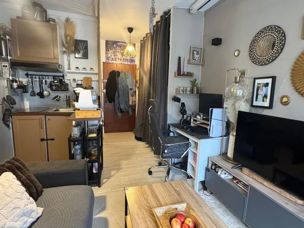 Coup de coeur Studio optimisé avec extérieur - Proche RER A 