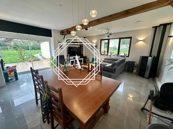 Maison 8 pièces 160 m² 