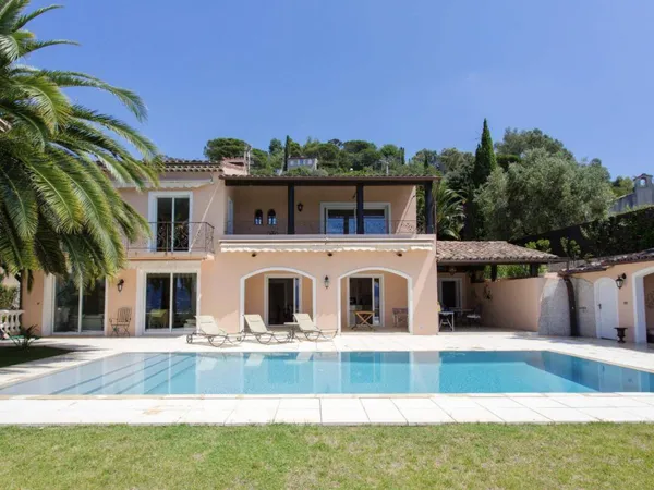 Villa 8 pièces 310 m² 
