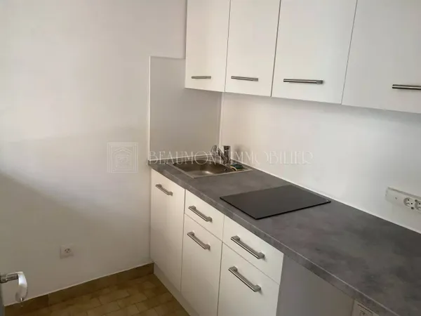 Studio 1 pièce 31 m² 