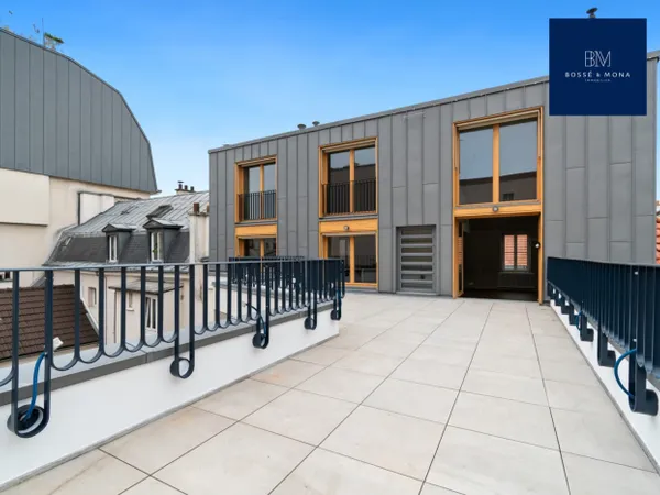 Triplex de 150m2 avec terrasse de 36m2 entièrement refait à neuf 