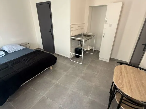 Chambre d'hôtel à louer au mois 
