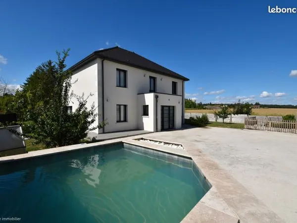 Maison 6 pièces 180 m² 