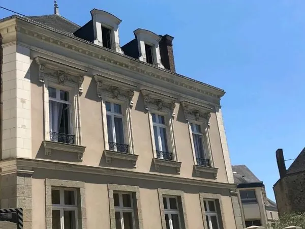 Studio 1 pièce 11 m² 