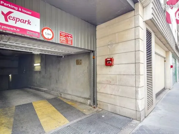 Parking - Garage Location Paris 14e Arrondissement   105€