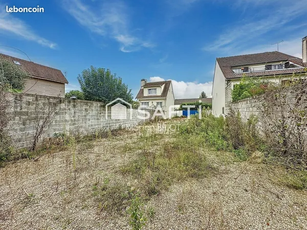 Terrain 446 m² MAURECOURT 
