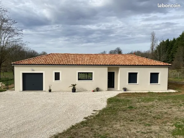 Maison 100 m² Leguillac De L Auche 
