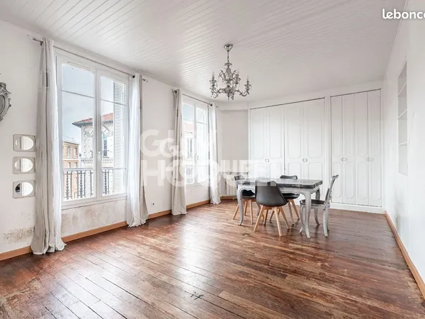 Appartement 2 pièces 45 m² 