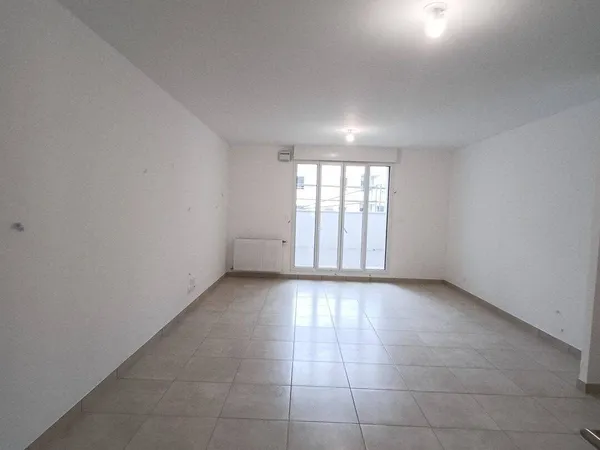 Appartement 4 pièces 77 m² 