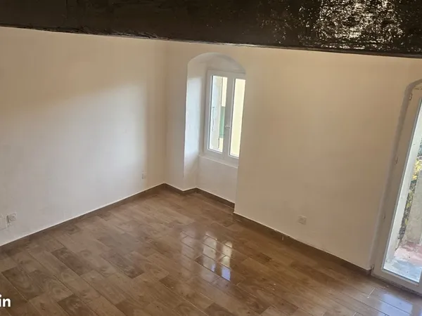 Maison de village rénovée avec terrasses à Calenzana 
