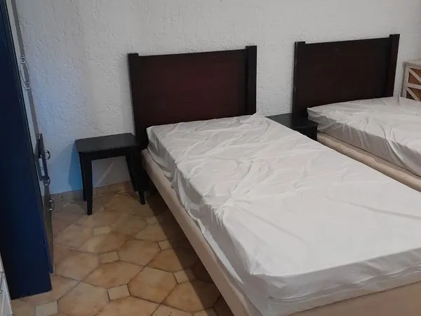 A LOUER MAISON 2/3 CHAMBRES meublées 