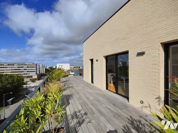 Appartement 3 pièces 77 m² 