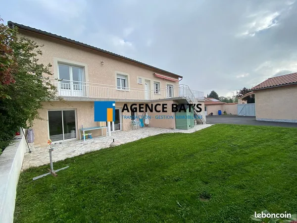 Villa 6 pièces 235 m² 