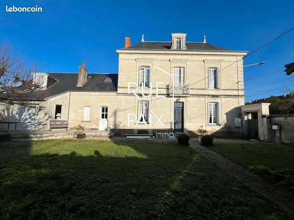 Maison 8 pièces 210 m² 