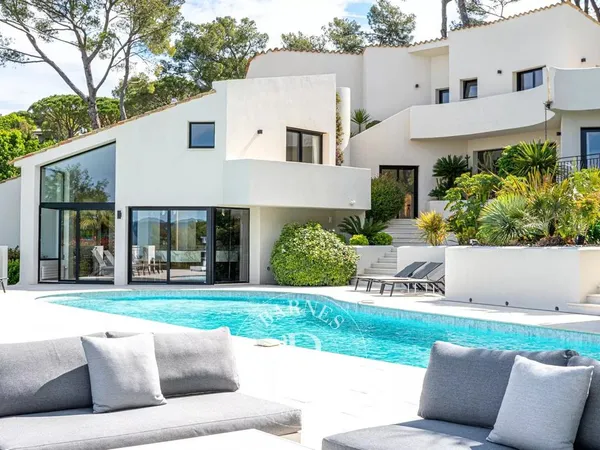 Villa 8 pièces 500 m² 
