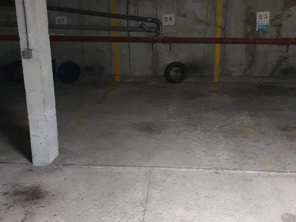 Parking 12 m² 