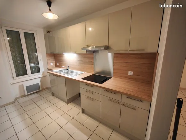 F2 Sarcelles village 42 m2 avec parking 