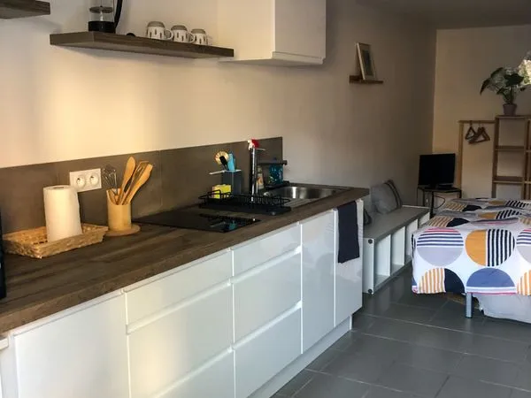 Studio 1 pièce 23 m² 