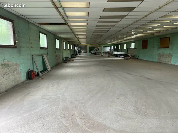 Immobilier professionnel Location Somain 1p 105m² 600€