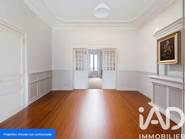 Maison 11 pièces 240 m² 