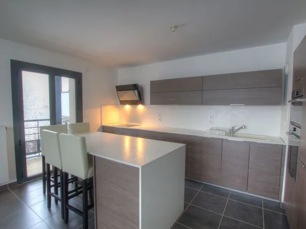 A LOUER MAGNIFIQUE APPARTEMENT T3 PREVESSIN MOENS 