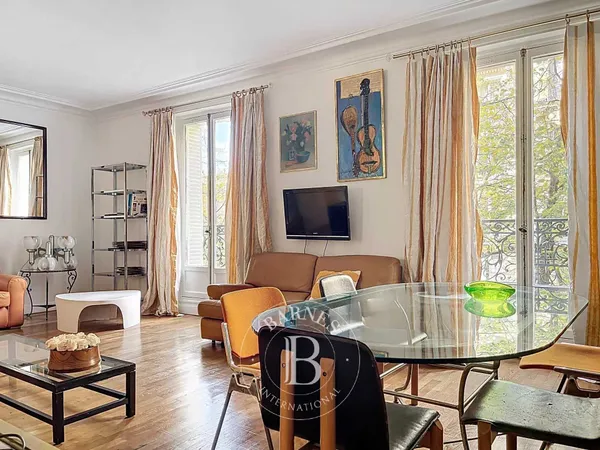 Le service location de la Maison BARNES vous propose ce bien : 