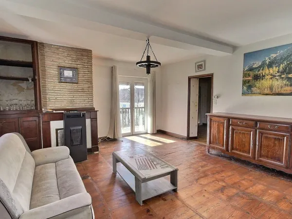 Maison 8 pièces 265 m² 