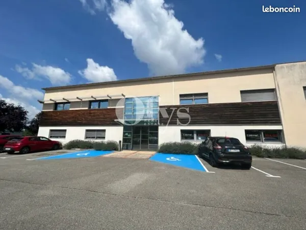 Bureaux 245 m² 