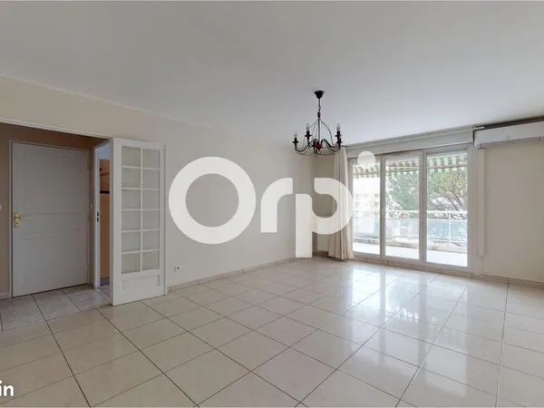 Appartement 3 pièces 74 m² 