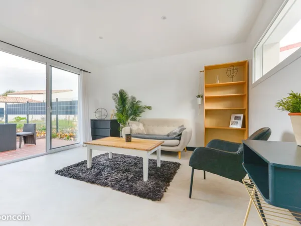 Bel appartement meublé dans l'hypercentre de Vallet 